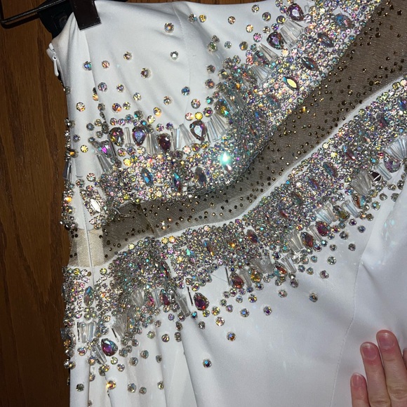 Johnathan Kayne One-Shoulder White Dress - Picture 6 of 10